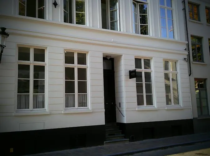 B&B Les Invites Bruges photo